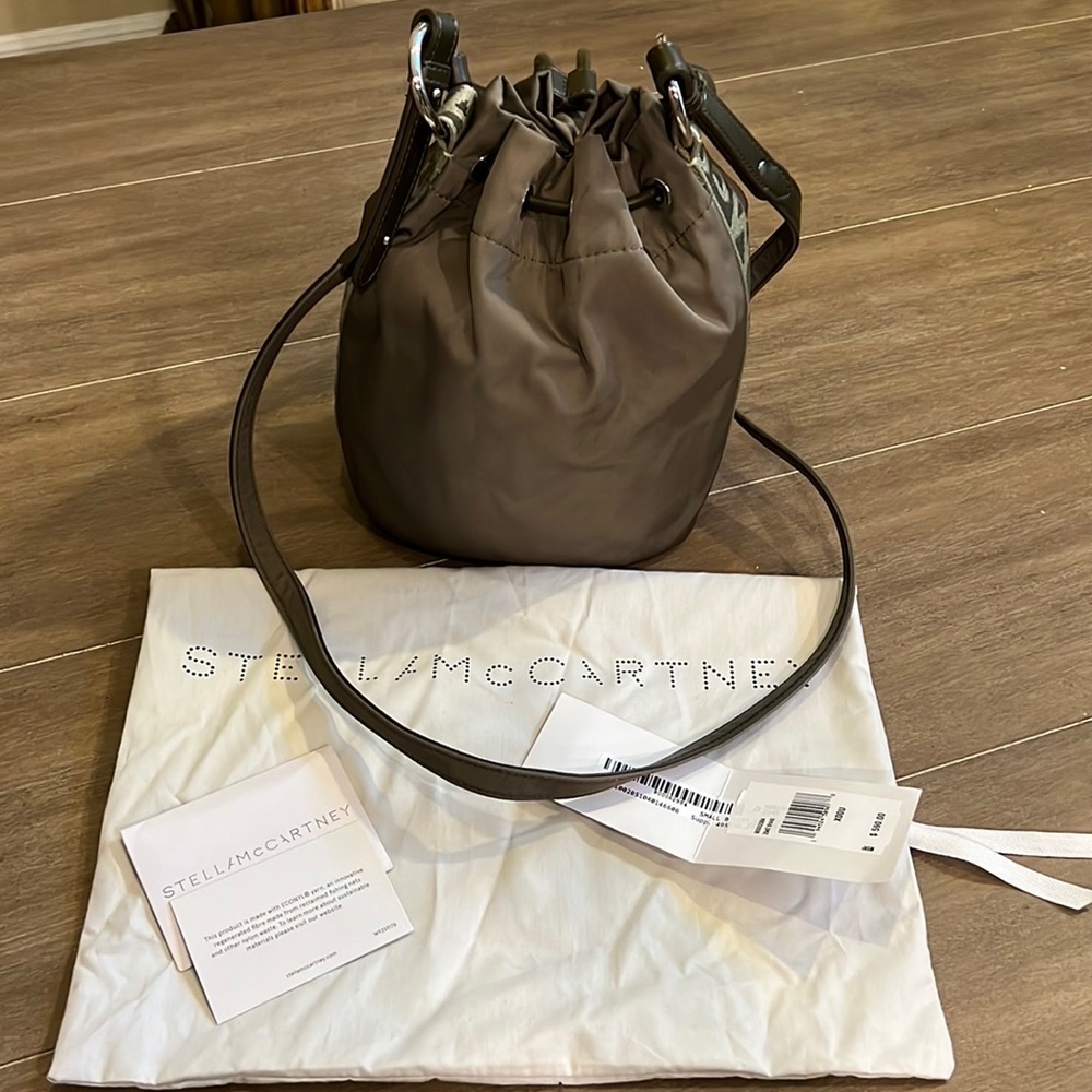 Stella McCartney ECONYL handbag in Khaki